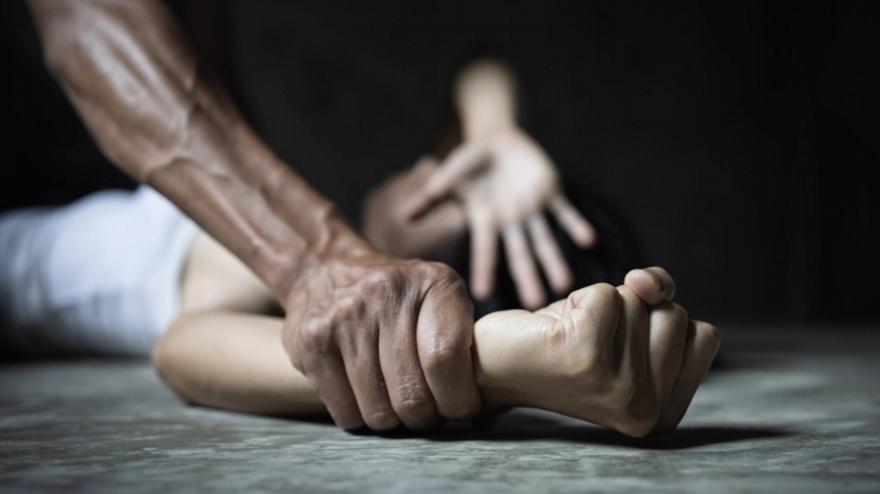 Σοκ στα Χανιά μετά από καταγγελία για ομαδικό βιασμό 17χρονης – Συνελήφθησαν 10 άτομα – Βρέθηκε και βίντεο