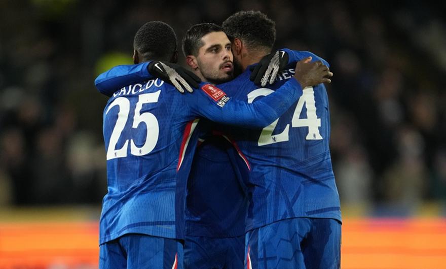 Κανονικά ο Πέδρο Νέτο στη ρεβάνς της Τσέλσι με την Παρί, δεν τιμωρείται για το περιστατικό με το ball-boy!