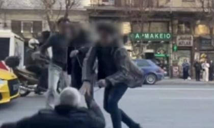 Θεσσαλονίκη: Οδηγός ΟΑΣΘ παράτησε επιβάτες και πλακώθηκε με οδηγό ΙΧ στη μέση του δρόμου!