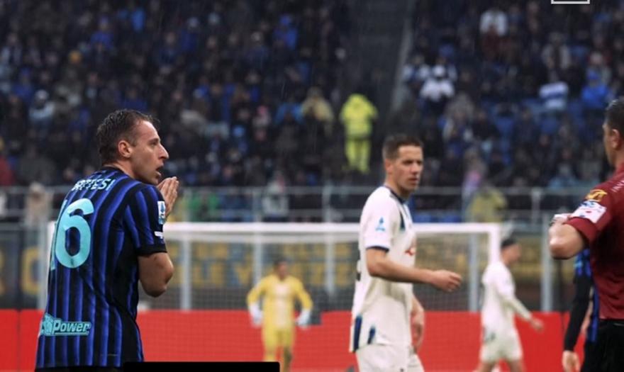 Φρατέζι για διαιτησία: «Ορκίζομαι στη ζωή της μάνας μου, με βρήκε – Πώς γίνεται να μην το τσεκάρετε;»