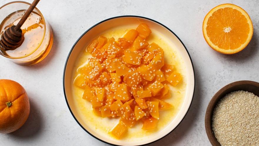Πορτοκάλι με μέλι και σουσάμι - Η εύκολη φρουτοσαλάτα των 3 υλικών