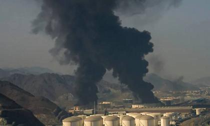 Ηνωμένα Αραβικά Εμιράτα: Πυρκαγιά στις πετρελαϊκές εγκαταστάσεις στο λιμάνι Φουτζάιρα