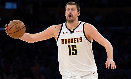 Νάγκετς-Σίξερς