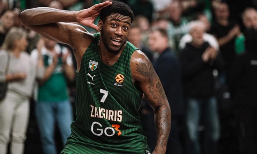 «Σε διαπραγματεύσεις με Ράιτ και Νίμπο η Μπαρτσελόνα»