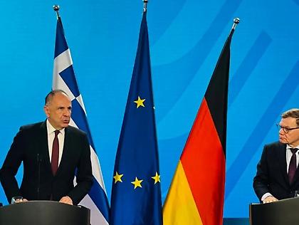 Μηνύματα Γεραπετρίτη από Βερολίνο: Νέο «όχι» σε εμπλοκή της Ελλάδας στον πόλεμο - «Η ΕΕ να σταθεί στο ύψος της»