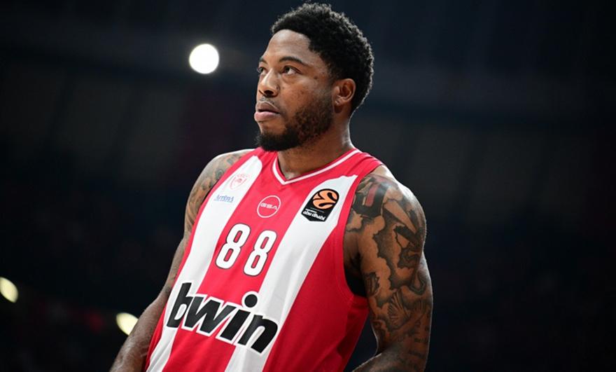 Τζόουνς: «Να είμαστε ο εαυτός μας κόντρα στην Μπασκόνια - Μου αρέσει το φαγητό στην Ελλάδα»