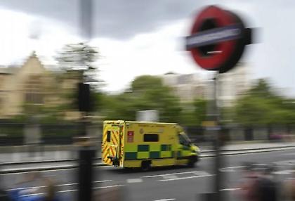 Βρετανία: Αγώνας δρόμου για να περιοριστούν τα κρούσματα μηνιγγίτιδας