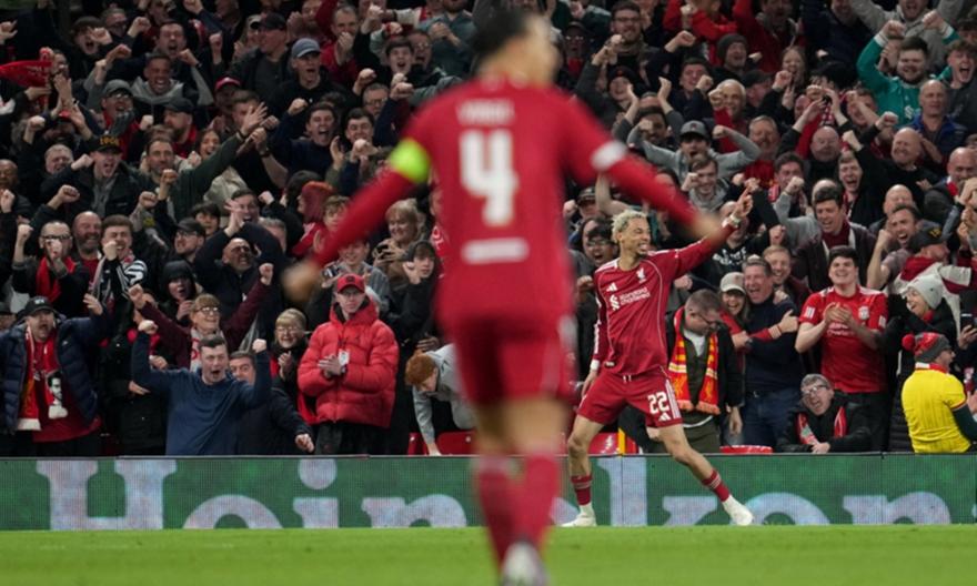 Εκιτικέ και Χράφενμπεργκ καθαρίζουν την πρόκριση της Λίβερπουλ μέσα σε λίγα δευτερόλεπτα!