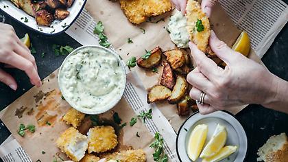 Μπακαλιάρος τηγανητός με πάνκο και σως ταρτάρ