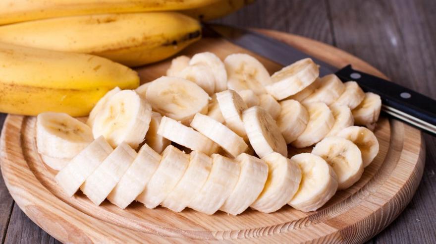 Μπανάνα: Ισχύει τελικά ότι είναι «σκέτη ζάχαρη» ή μήπως είναι ένα παρεξηγημένο φρούτο;