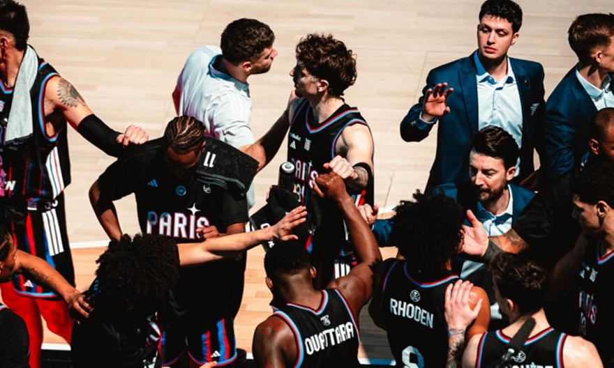 «Είμαστε back-to-back πρωταθλητές»: Η Παρί τρολάρει τη Μονακό... αλά Κόπα Άφρικα!