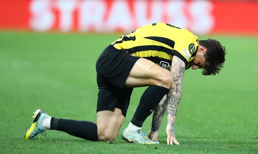 Το καταστροφικό πρώτο ημίχρονο της ΑΕΚ: Δύο γκολ παθητικό, δοκάρι η Τσέλιε και αποδοκιμασίες στη Νέα Φιλαδέλφεια!