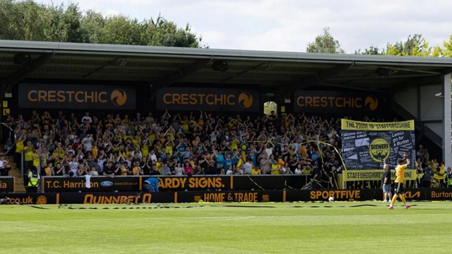 Ο Έλληνας που έχει περάσει δεκάδες γήπεδα μικρών κατηγοριών στην Αγγλία μιλά στον bwinΣΠΟΡ FM!