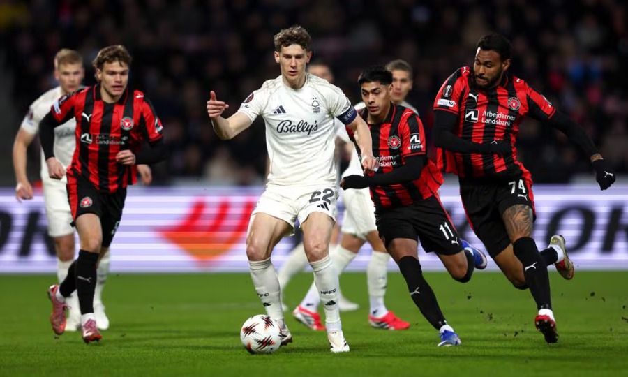 Μίντιλαντ-Νότιγχαμ Φόρεστ 