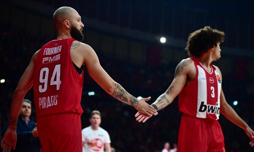 Ζέρβας: «Σοβαρός για το ένα απ’ τα τρία βήματα ο Ολυμπιακός - Σαν να έχει τραβήξει την… πρίζα η Μπασκόνια»