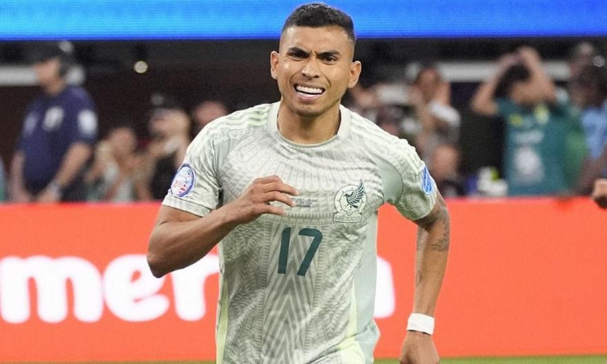 Κλήθηκαν στην εθνική Μεξικού Πινέδα και Σάντσες