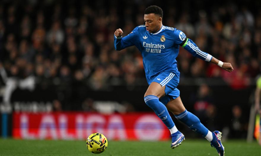 Απόλυτα έτοιμος ο Εμπαπέ, πιθανότατα θα είναι  βασικός στο ντέρμπι της Μαδρίτης