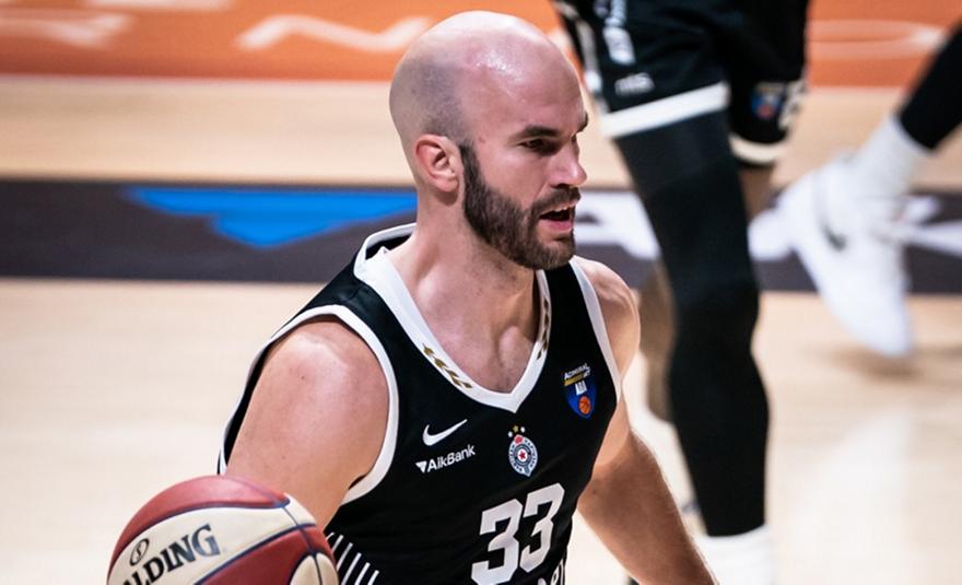 Πενιαρόγια: «Από τους πιο σημαντικούς παίκτες στην Ευρωλίγκα τα τελευταία 15 χρόνια ο Καλάθης»