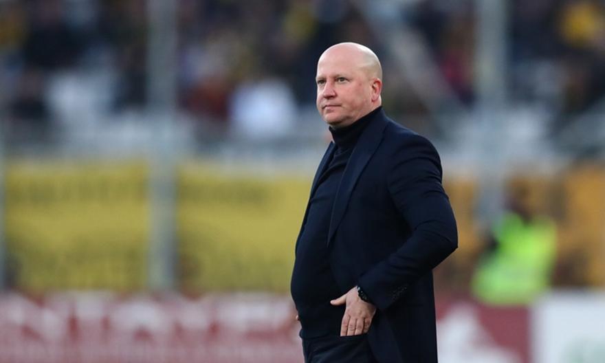 Τσακίρης: «Πρόβλημα οι οκτώ παίκτες της ΑΕΚ που είναι στο όριο καρτών πριν τα playoffs»