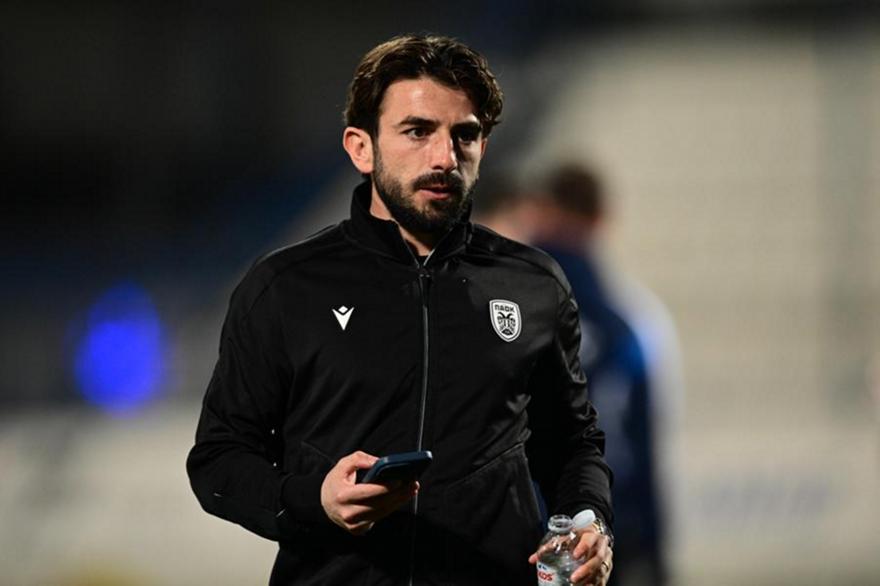 Τσορμπατζόγλου: «Ο ΠΑΟΚ έχει συνηθίσει να παίζει λειψός - Φανέλα βασικού προβάρει ο Τέιλορ»