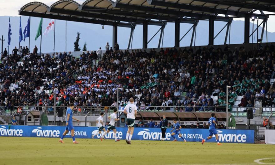 Θέλει τον κόσμο στο πλευρό της η Εθνική Ελπίδων – Τα δωρεάν εισιτήρια με Μάλτα και Γερμανία