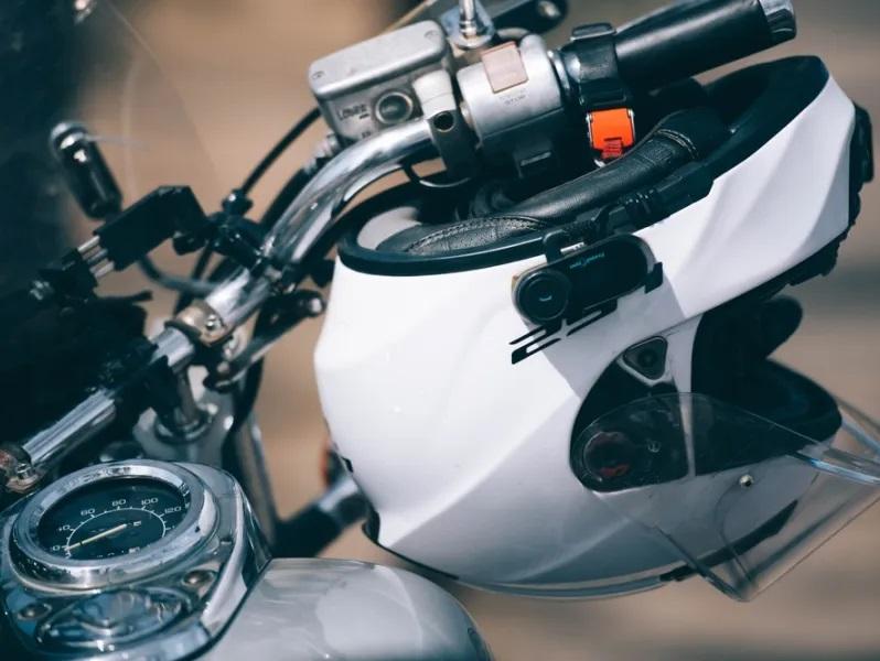 Θεσσαλονίκη: Πρόστιμα άνω των 22.000 ευρώ σε 17χρονο μοτοσικλετιστή για επικίνδυνη οδήγηση