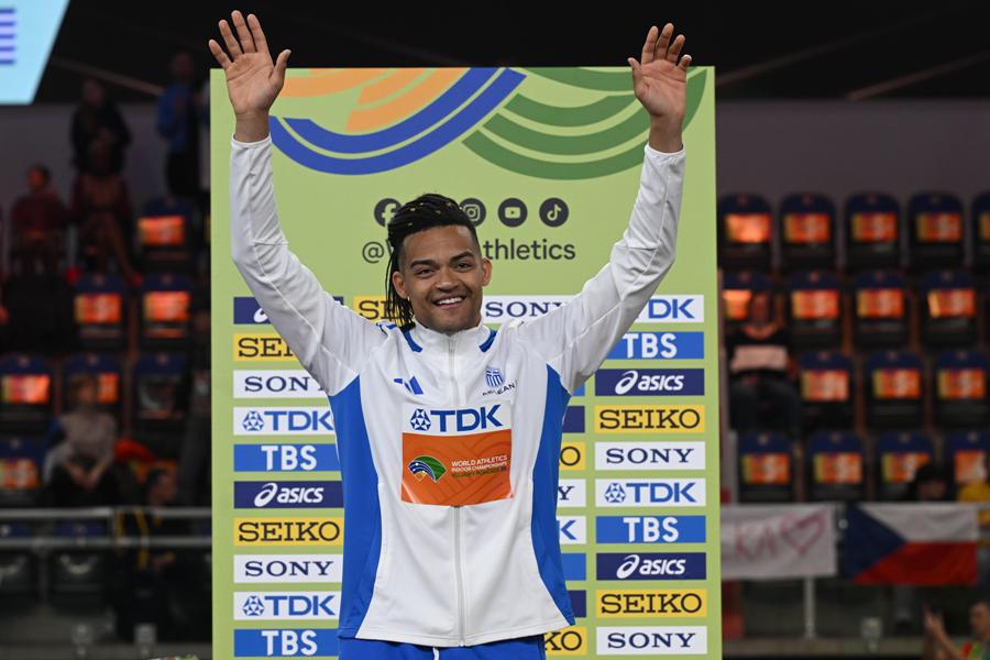 Καραλής: Η απονομή του μεταλλίου και οι δηλώσεις του