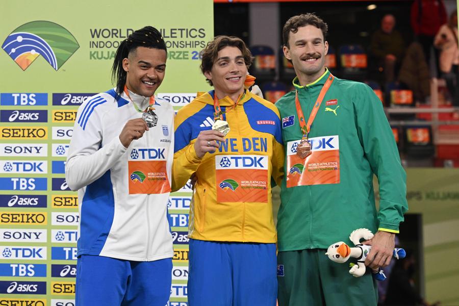 Καραλής: Η απονομή του μεταλλίου και οι δηλώσεις του