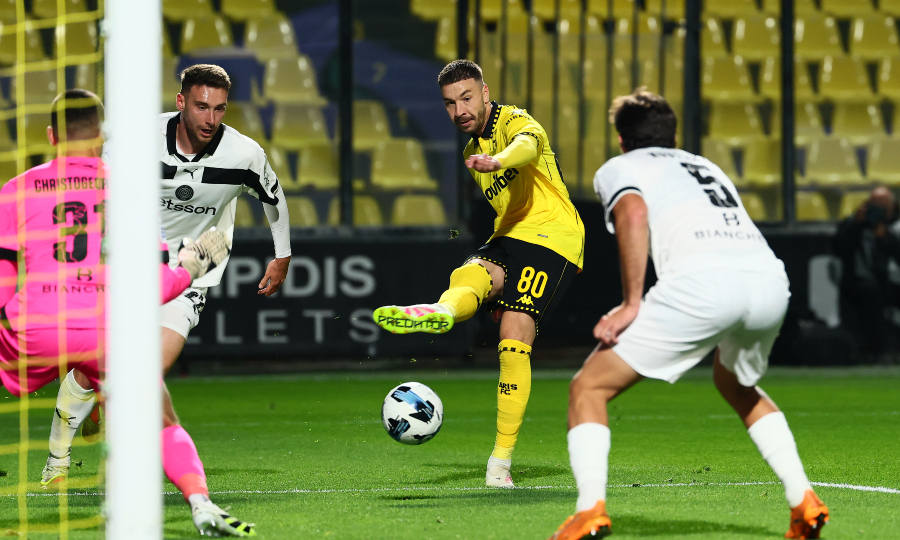 Άρης-ΟΦΗ 0-2: Έριξε αλάτι στις πληγές του Άρη και μπαίνει φορτσάτος στα playoffs 5-8 ο ΟΦΗ