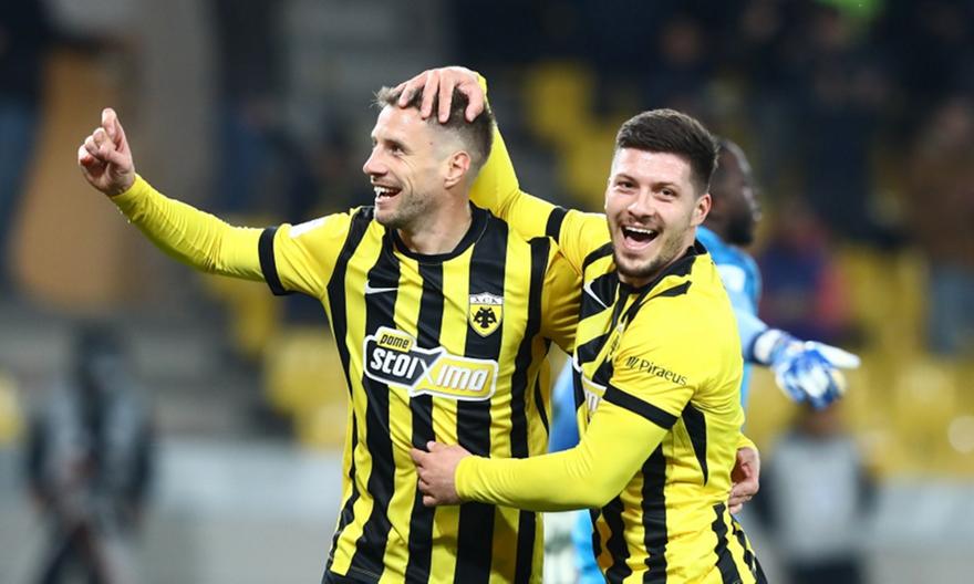 Τα γκολ των φορ και τα highlights της νίκης της ΑΕΚ που την κράτησε μόνη πρώτη στην κορυφή