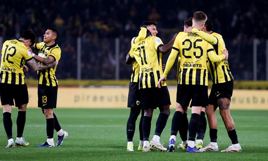 Τα σχόλια στον bwinΣΠΟΡ FM 94,6 για το φινάλε της κανονικής διάρκειας της Stoiximan Super League