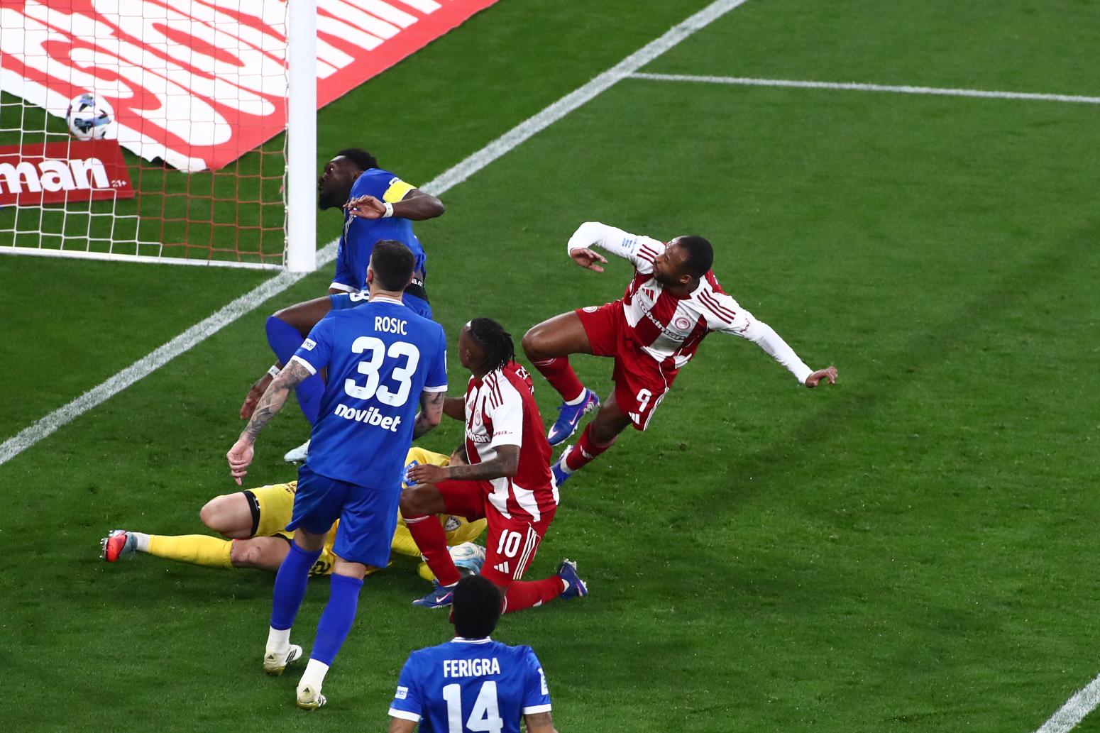 Ολυμπιακός-ΑΕΛ Novibet 0-0: Μπλόκο στους Πειραιώτες με Βενετικίδη