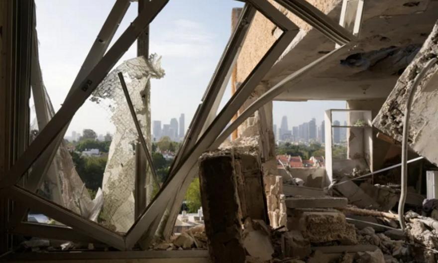 Νέα ιρανική επίθεση στο Τελ Αβίβ - Το Ιράν απαντά στον Τραμπ με απειλή για πλήρες κλείσιμο του Ορμούζ