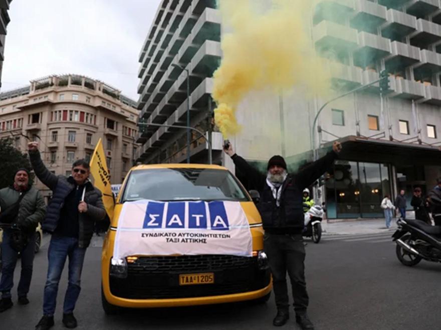 Ταξί: Νέα 24ωρη απεργία από τις 6 το πρωί της Δευτέρας