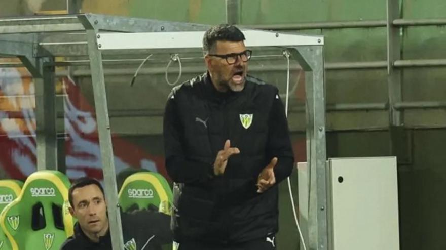 Πρώην συνεργάτης του Λουτσέσκου απολύθηκε από την Τοντέλα και κατηγορείται για βιαιοπραγία κατά του προέδρου