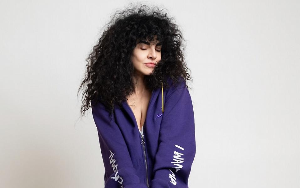 Μαρία Σολωμού: Με έναν μονόλογο του παραλόγου εξηγεί πόσο θέλει να φύγει ο Μάρτης