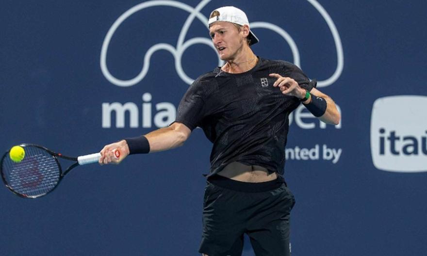 Μεγάλη έκπληξη στο Μαϊάμι: Ο Κόρντα πέταξε έξω τον Κάρλος Αλκαράθ!