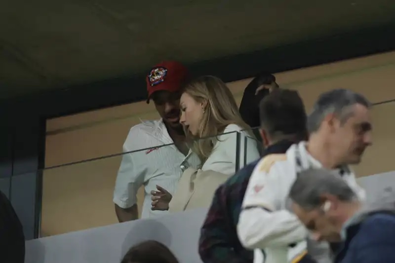 Εστέρ Εσπόζιτο: Είδε Ρεάλ-Ατλέτικο για τον Εμπαπέ