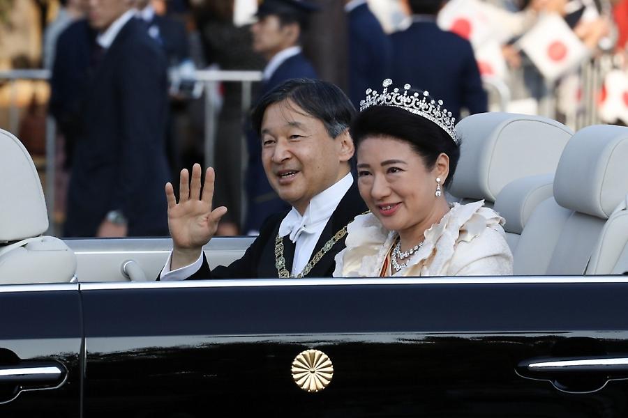 Αυτοκράτορας της Ιαπωνίας: Η ζωή μέσα στον αρχαιότερο εν ενεργεία θεσμό του κόσμου