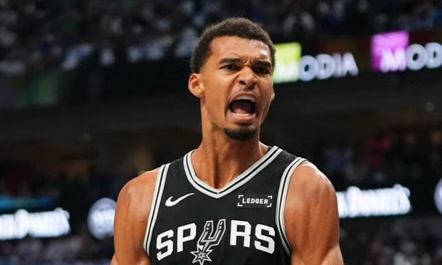 Γουεμπανιαμά: «Οι τρεις λόγοι που αξίζω το βραβείο MVP»