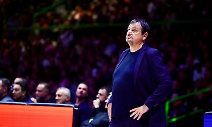 Αταμάν στους παίκτες του μετά το διπλό με την Dubai BC: «Πολύ σημαντική νίκη, αλλά η δουλειά μας δεν έχει τελειώσει»