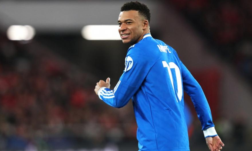 Εμπαπέ: «Ψευδείς πληροφορίες ότι στη Ρεάλ εξέτασαν το λάθος γόνατο»