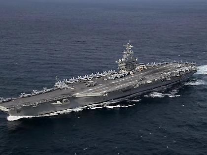 Το Ιράν λέει ότι εκτόξευσε πυραύλους προς την κατεύθυνση του USS «Abraham Lincoln»