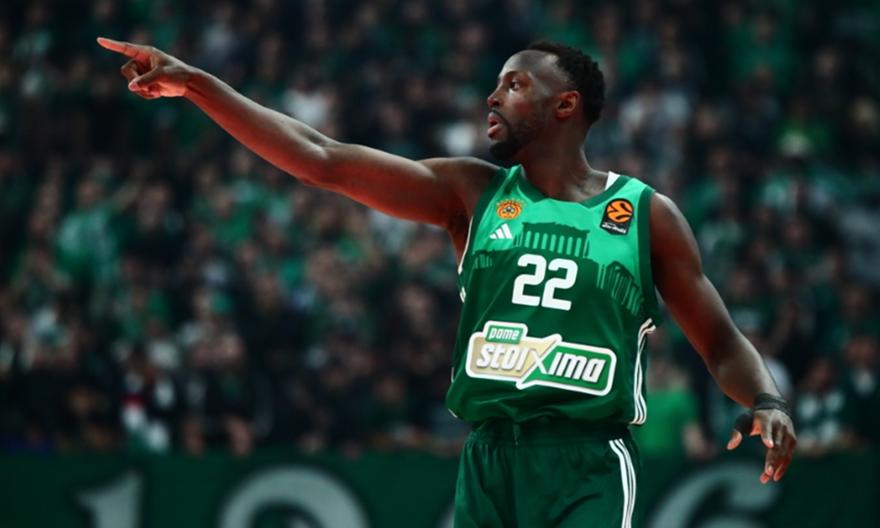 Ρωγμώδες κάταγμα στο αριστερό χέρι ο Γκραντ