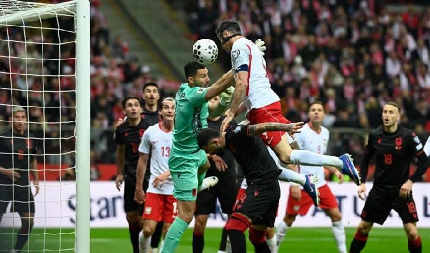 Πήρε τον... ελληνικό εμφύλιο με την Αλβανία η Πολωνία - Παρέσυρε την Ουκρανία με διαστημικό Γιόκερες η Σουηδία!