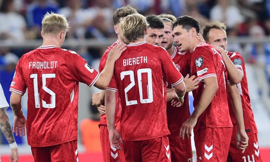 Καθάρισε τη Βόρεια Μακεδονία και ένα βήμα από το Μουντιάλ η Δανία