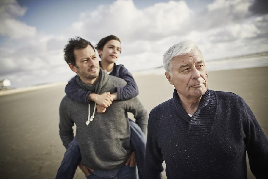 Μέχρι πότε οι γονείς πρέπει να στηρίζουν οικονομικά τα παιδιά τους;