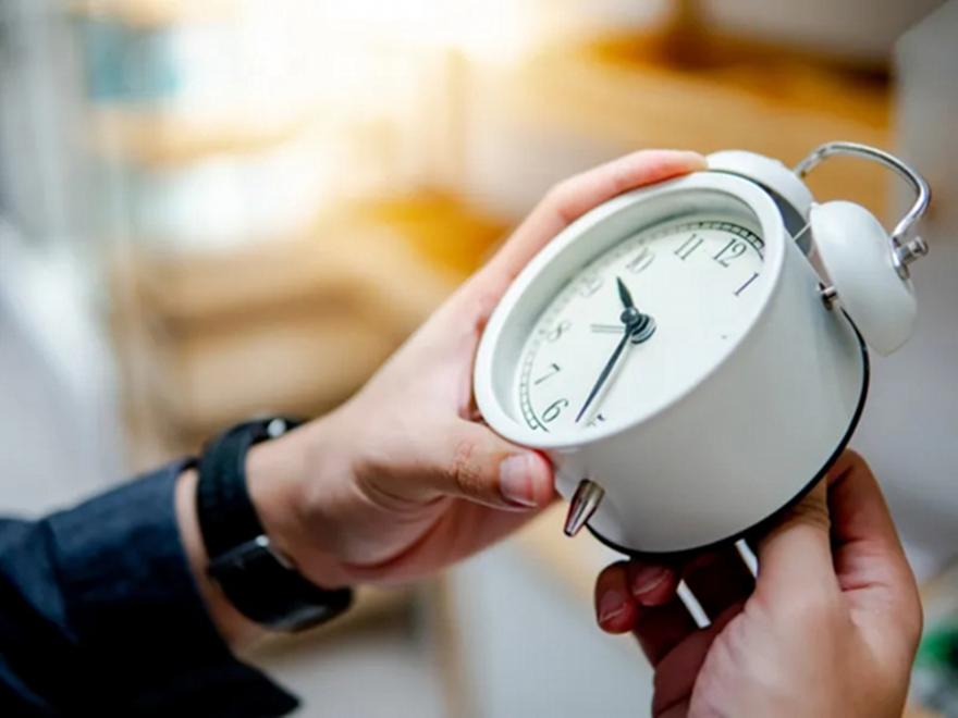 Αλλαγή ώρας: Την Κυριακή γυρίζουμε τους δείκτες μια ώρα μπροστά