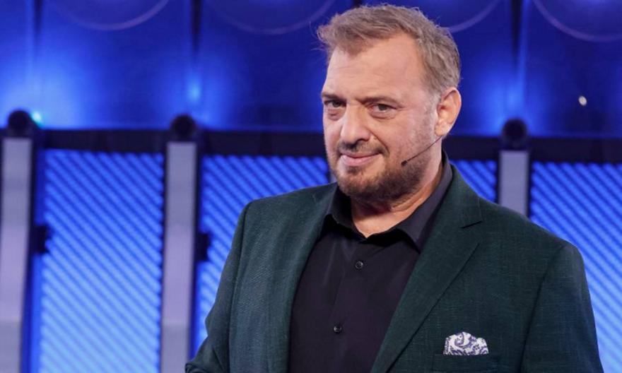 The Wall: Εθελοντές πυροσβέστες παίζουν για καλό σκοπό