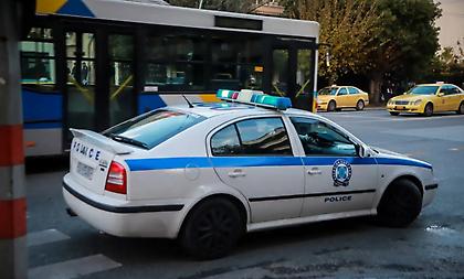 Παγκράτι: Γεωργιανή τράκαρε τρία ΙΧ και μία μοτοσικλέτα – Ήταν μεθυσμένη και δεν είχε δίπλωμα οδήγησης